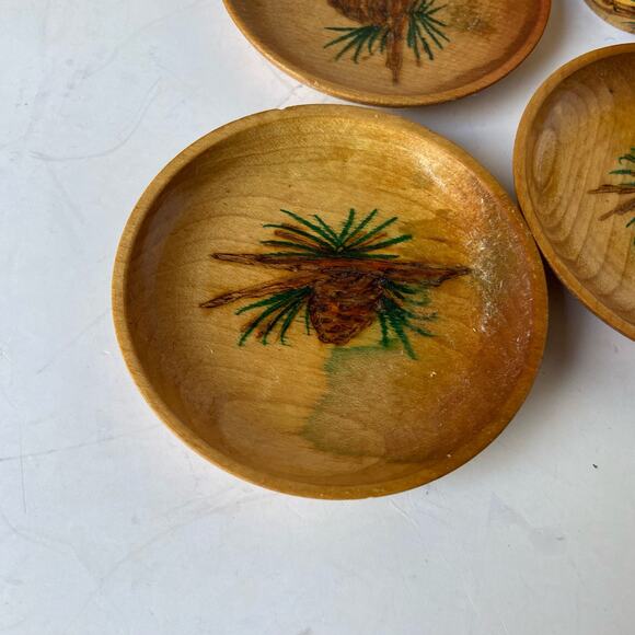 Vintage Wooden Pine Cone Pinecone Carved Serving 7 Pieces Vermont - Picture 2 of 10